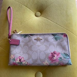 Coach Floral Double-zip Wristlet Bag Purse